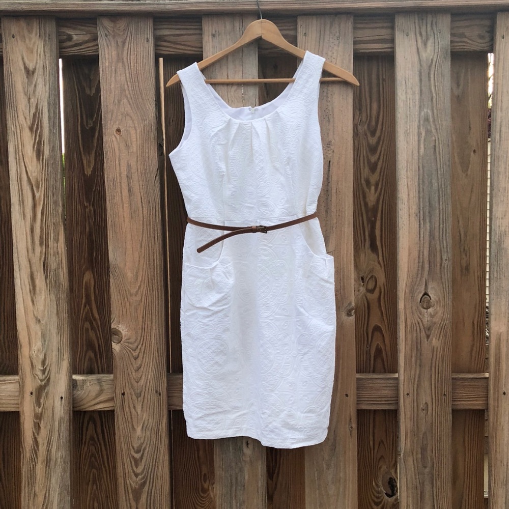 Dress Barn Fitted short dress